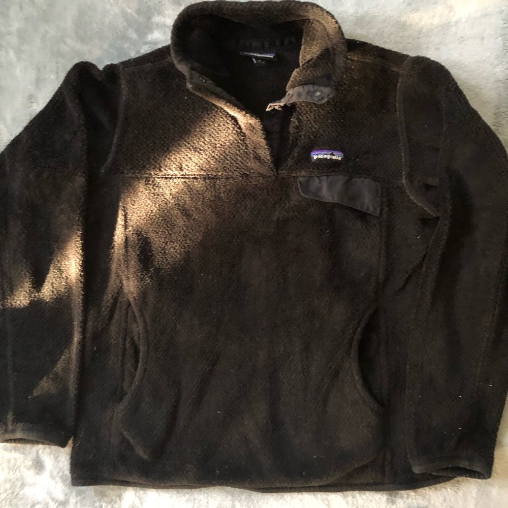 Patagonia women’s black fleece 3/4 zip
